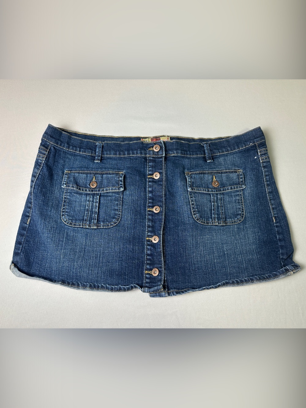 Old Navy Women’s Denim Mini Skirt Size 20 Plus Blue with Front Button